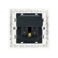 Base de enchufe de pared tipo schuko con 2 tomas USB Max. 2.4A, blanca / C-10.35.0010