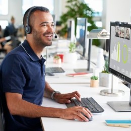 ÷ Headset logitech stereo h111 p/n:981-000593