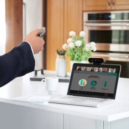 ÷ Presenter logitech spot light retail color gold wireless presenter p/n:910-004862