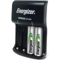 ÷ Cargador pilas recargable energizer power plus 4 pilas hr6 aa 1300mha incluidas (ecotasas incluidas)
