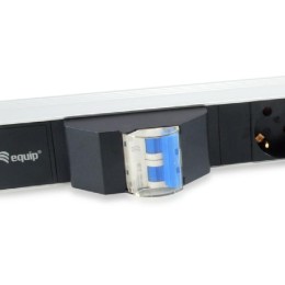 ÷ Regleta alimentacion aluminio rack 19